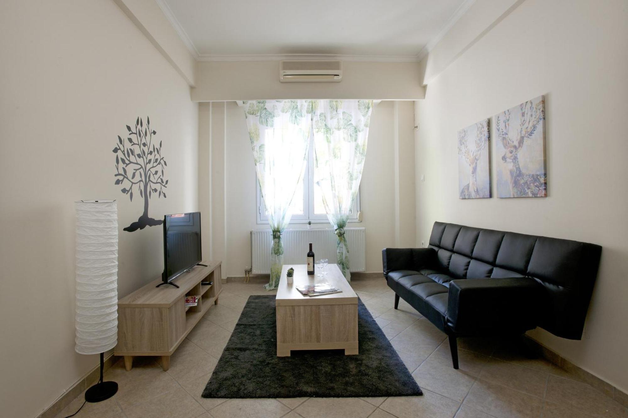 Comfortable Apartment At The Foot Of The Odeon Of Herodes Atticus 雅典 外观 照片